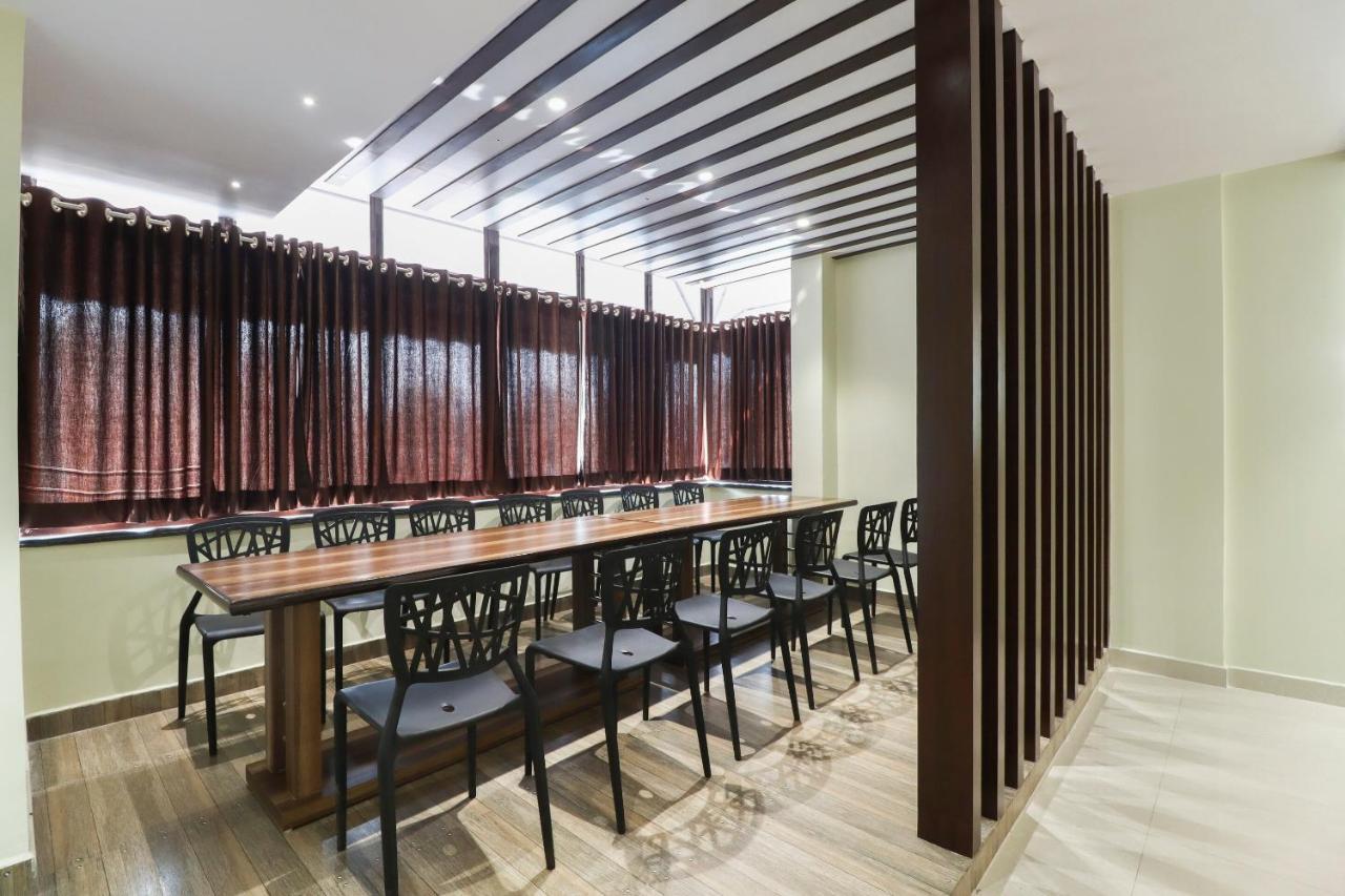 Capital O Hotel 7Th Heaven Jamshedpur Extérieur photo