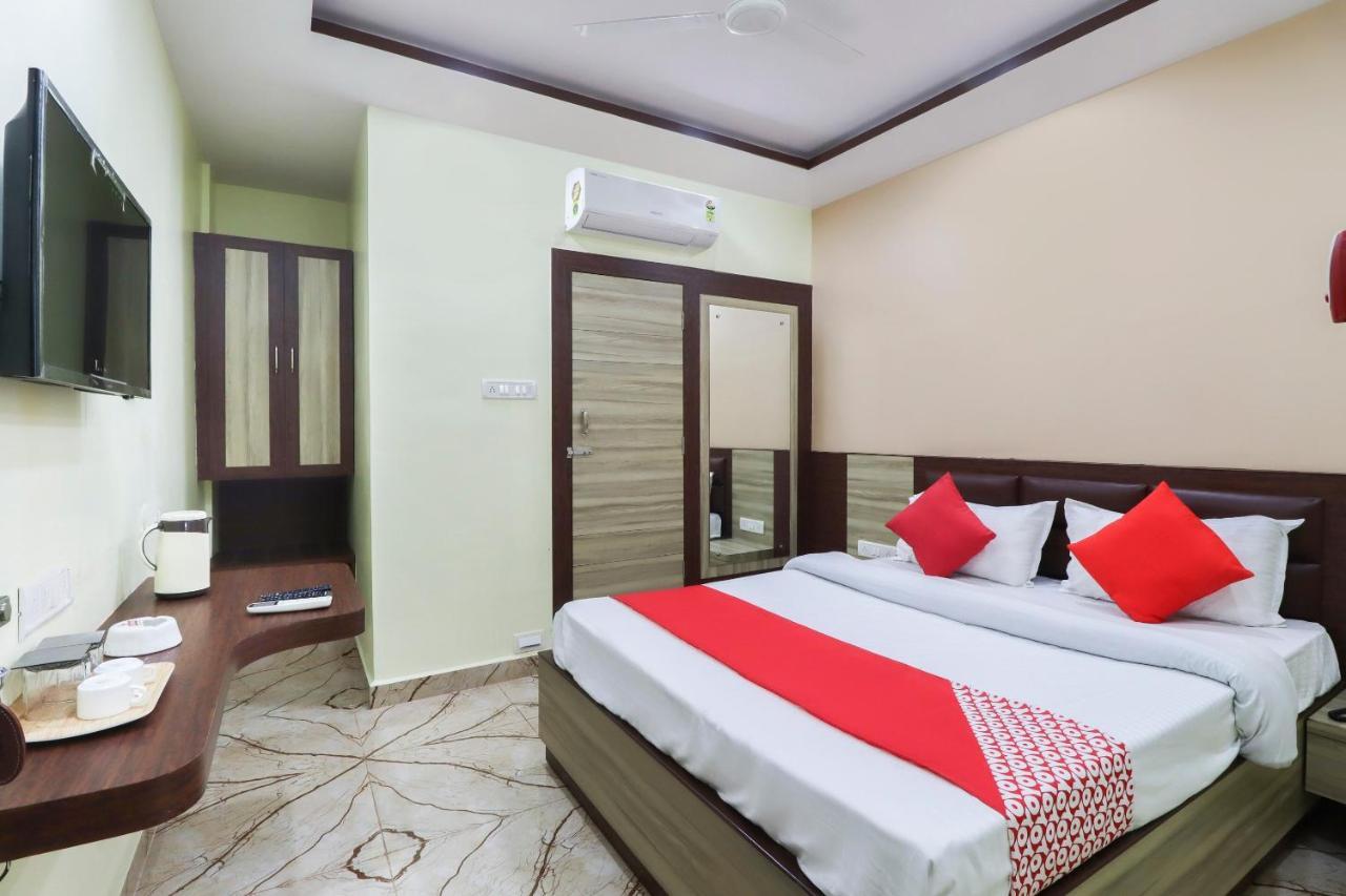 Capital O Hotel 7Th Heaven Jamshedpur Extérieur photo